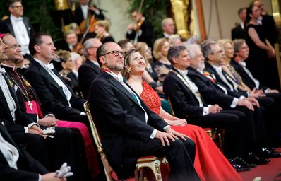 Am 25. J&auml;nner 2025 besuchte Bundeskanzler Alexander Schallenberg (m.l.) den Ball der Industrie und Technik. Im Bild mit Bundesministerin Susanne Raab (m.r.).