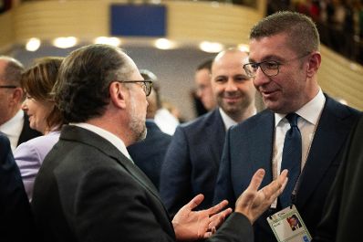 Am 14. Februar 2025 nahm Bundeskanzler Alexander Schallenberg (l.) an der M&uuml;nchner Sicherheitskonferenz teil. Im Bild mit dem Nordmazedonischen Ministerpr&auml;sidenten Hristijan Mickoski (r.).