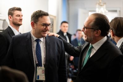 Am 14. Februar 2025 nahm Bundeskanzler Alexander Schallenberg (r.) an der M&uuml;nchner Sicherheitskonferenz teil. Im Bild mit dem Tschechischen Au&szlig;enminister Jan Lipavsky (l.).